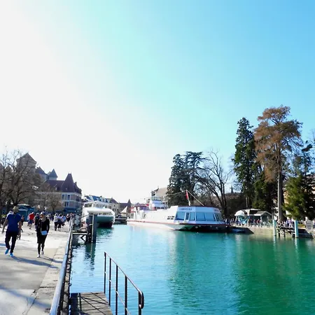 Appart L'Avant Scene Tresums Annecy Exterior photo