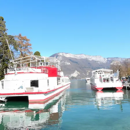 Appart L'Avant Scene Tresums Annecy Exterior photo