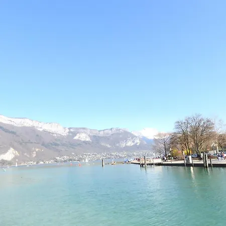 Appart L'Avant Scene Tresums Annecy Exterior photo